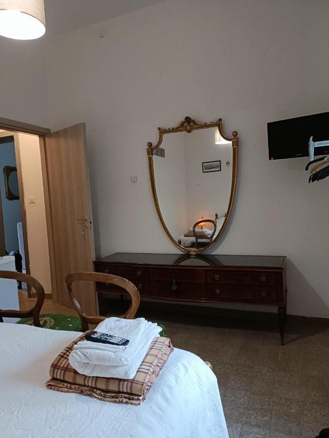 مبيت وإفطار فيرونا Chez Martha المظهر الخارجي الصورة